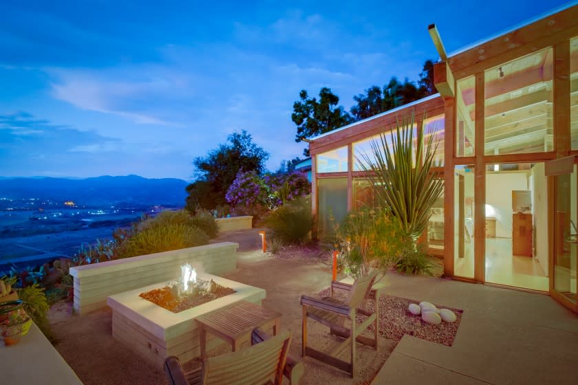 Norman Applebaum-designed home in Escondido