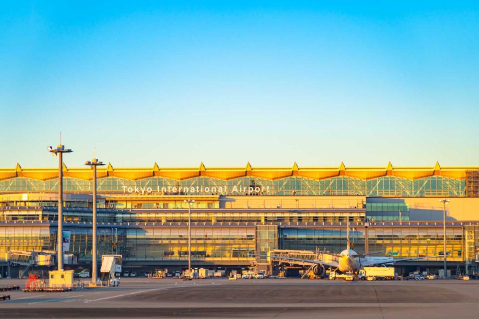 Tokyo Haneda International Airport in the sunrise time