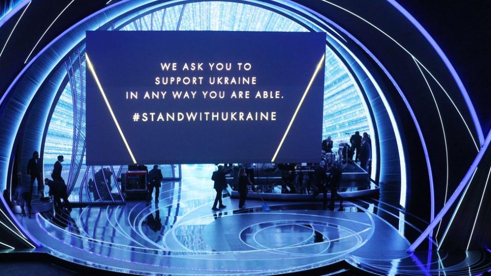 A message is projected to show support for Ukraine at the 94th Academy Awards in Hollywood, Los Angeles, California, U.S., March 27, 2022. REUTERS/Brian Snyder