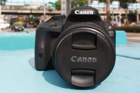 Canon EOS 100D