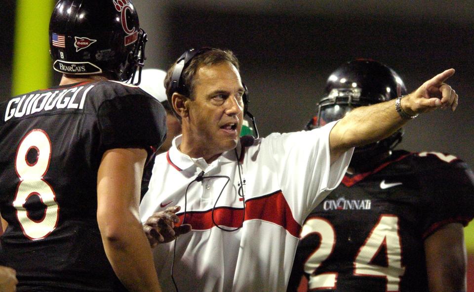 Before leaving for Michigan State, Mark Dantonio headed up UC's Bearcats. In 2006 they offered Jason Kelce a preferred walk-on spot as a linebacker.