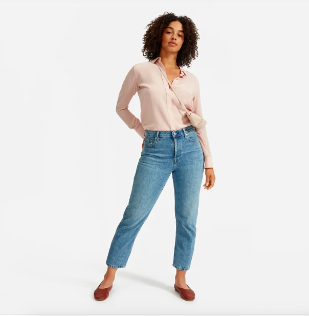 Everlane is currently hosting their first ever official sale — and everything is 25% off.