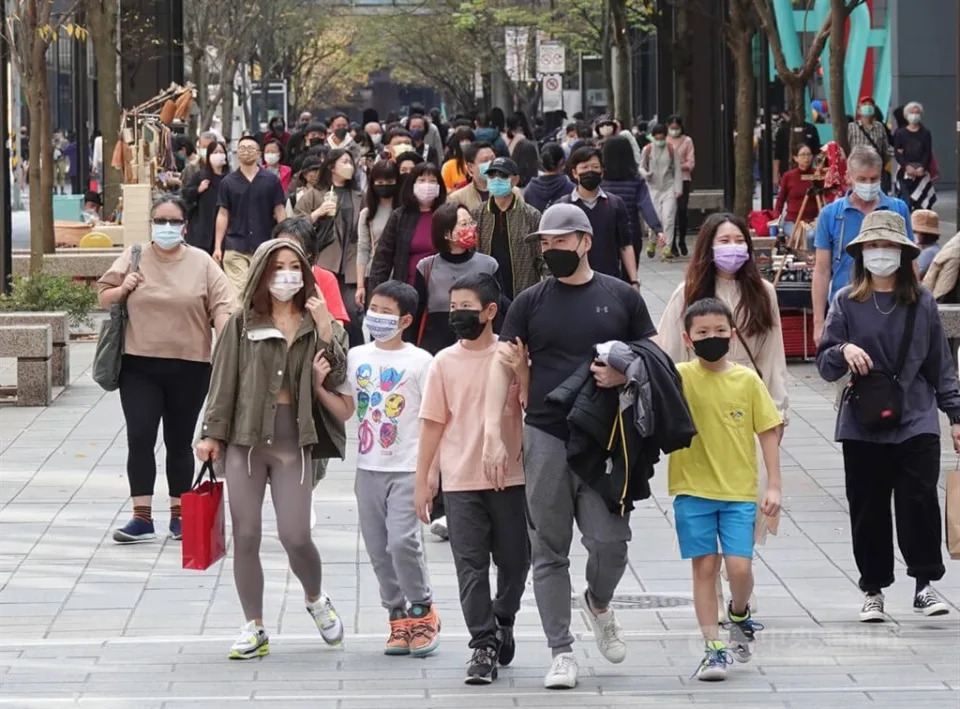 &#x00838a;&#x004eba;&#x007965;&#x008868;&#x00793a;&#x00ff0c;&#x0053ef;&#x0080fd;&#x00793e;&#x005340;&#x006709;&#x006d41;&#x00611f;&#x003001;&#x008178;&#x0075c5;&#x006bd2;&#x00500b;&#x006848;&#x00ff0c;&#x004f46;&#x00672a;&#x006d41;&#x00884c;&#x004e5f;&#x006c92;&#x0091cd;&#x0075c7;&#x00ff0c;&#x007814;&#x005224;&#x006c11;&#x00773e;&#x006234;&#x0053e3;&#x007f69;&#x003001;&#x0052e4;&#x006d17;&#x00624b;&#x00ff0c;&#x0052a0;&#x004e0a;&#x005883;&#x005916;&#x0079fb;&#x005165;&#x008b8a;&#x005c11;&#x00ff0c;&#x006e1b;&#x005c11;&#x0075c5;&#x006bd2;&#x005165;&#x005883;&#x00611f;&#x0067d3;&#x006a5f;&#x006703;&#x003002;&#x00ff08;&#x004e2d;&#x00592e;&#x00793e;&#x006a94;&#x006848;&#x007167;&#x00ff09;