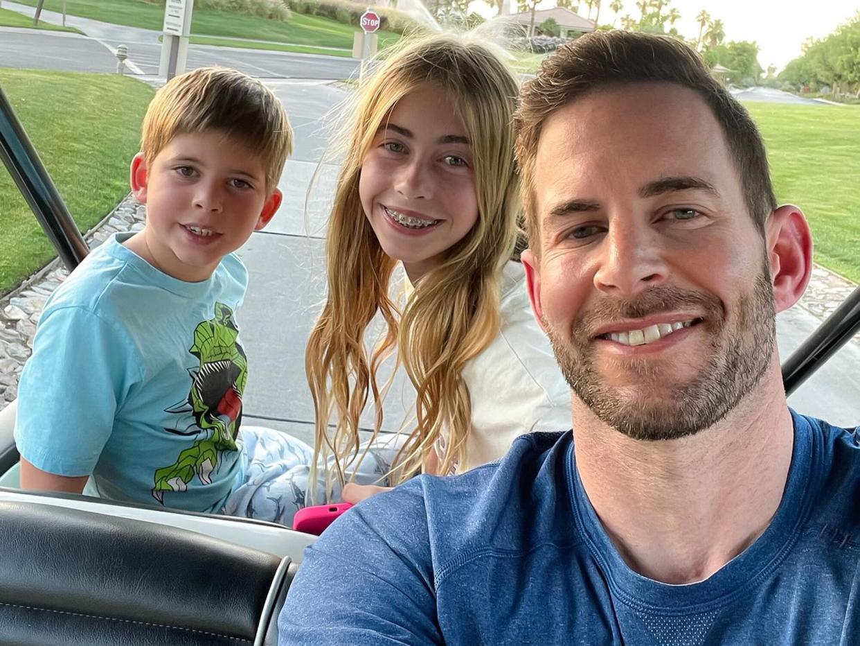 Tarek El Moussa with his kids