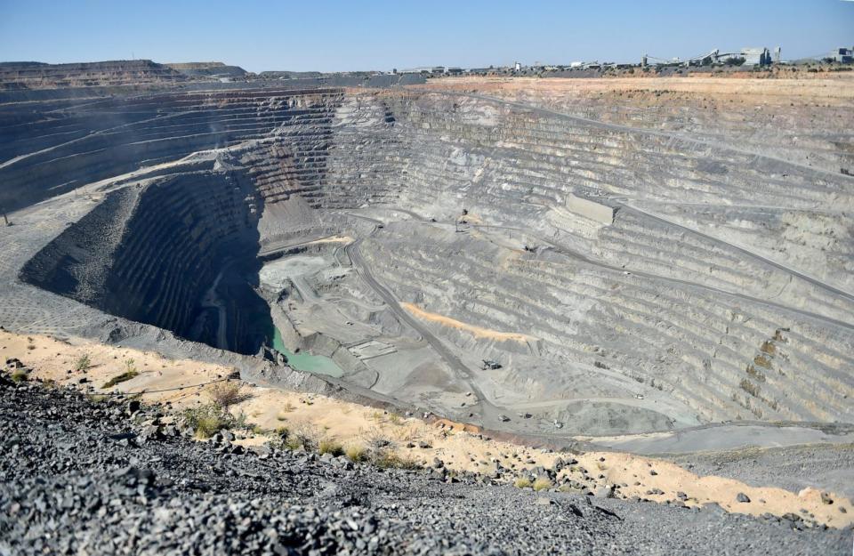 PHOTO: BOTSWANA-DIAMOND INDUSTRY-DRC PRESIDENT (Tshekiso Tebalo/Xinhua via Getty Images)