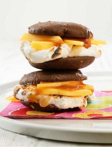 Mango Whoopie Pie S'Mores