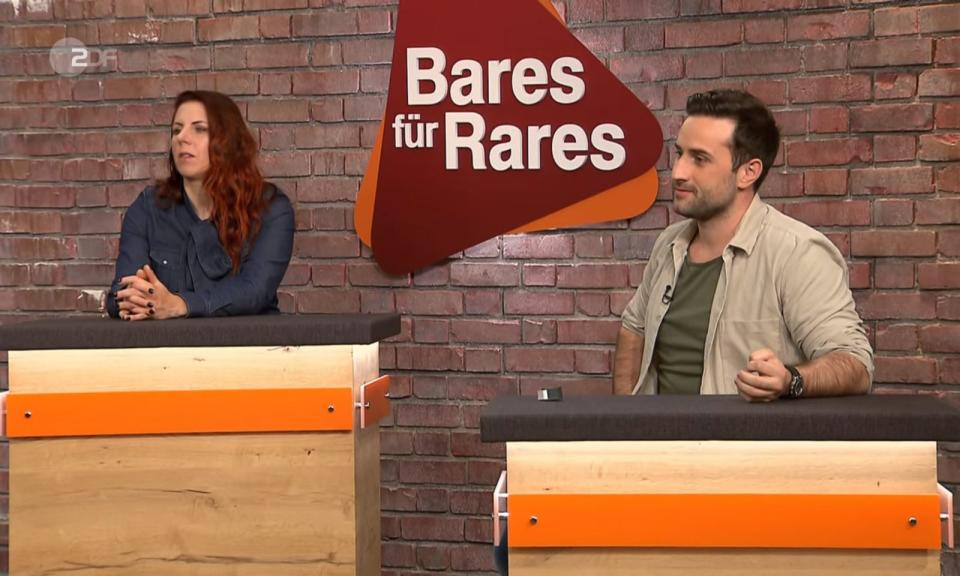 Nach David Suppes' (Bild) Gebot von 350 Euro gaben Daniel Meyer und Roman Runkel auf. Doch die Verkäuferin wirkte gelassen. Zu gelassen für Suppes ... (Bild: ZDF)