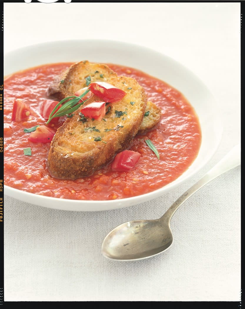 Chilled Tomato-Tarragon Soup with Croutons