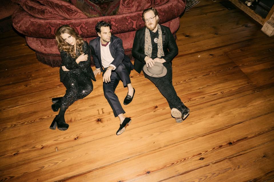 Musical group The Lone Bellow