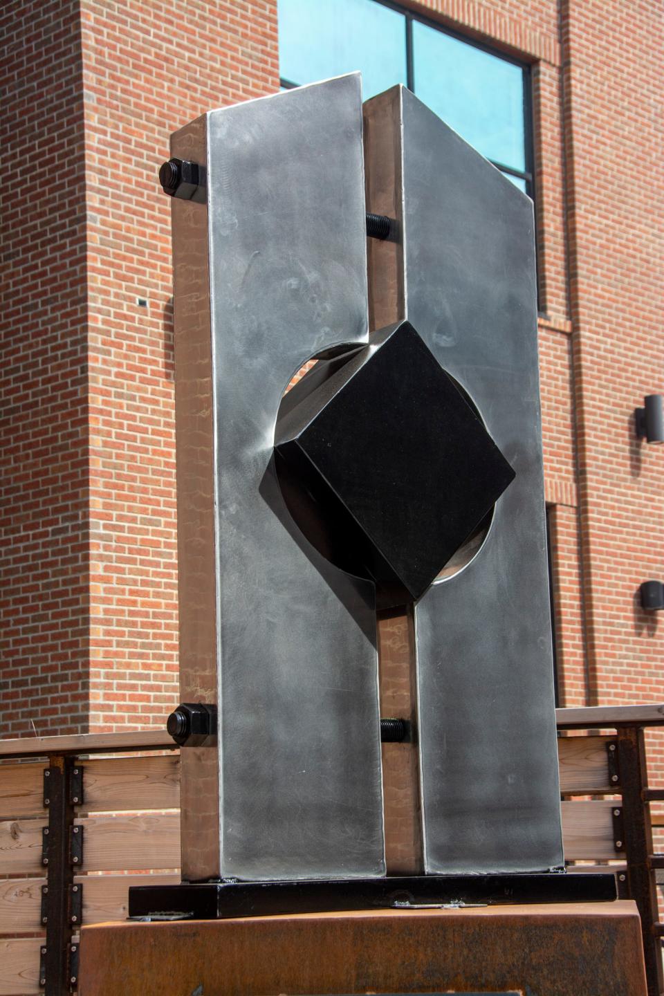 Perfect Fit by Jeff Satter. Sioux Falls SculptureWalk 2022.