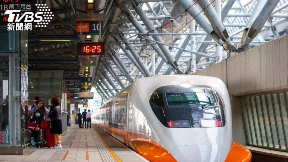 台灣高鐵公司今（24）日宣布於5月10日至13日母親節疏運期間，再加開4班次列車。（示意圖／shutterstock達志影像）