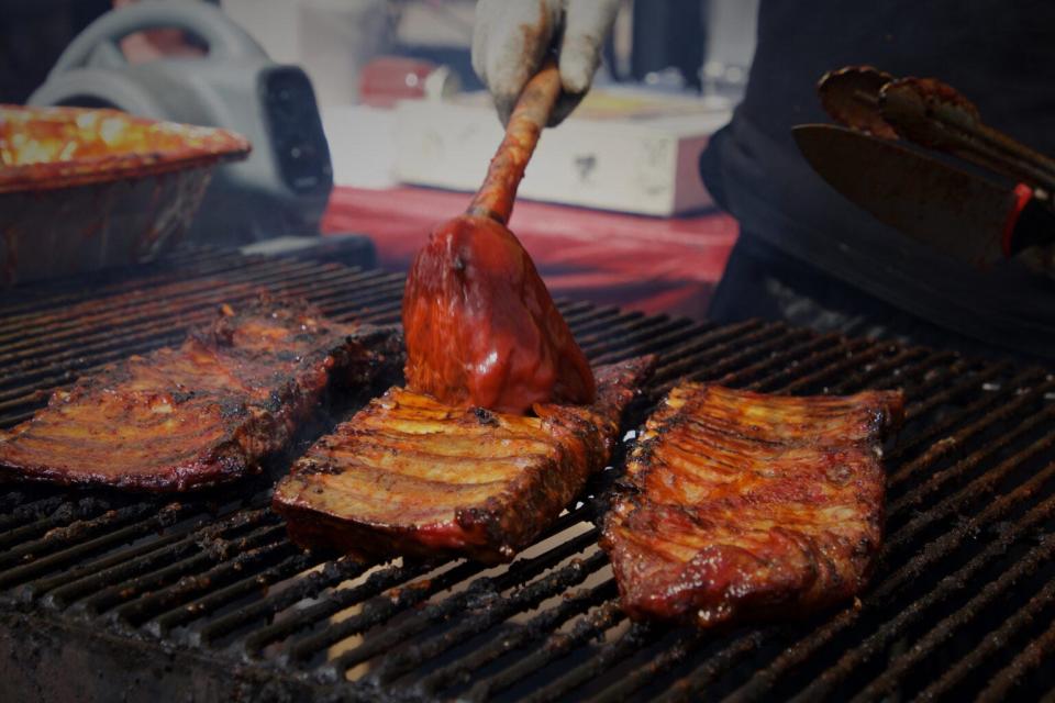 Enjoy ribs and more this Saturday at downtown fests in Leesburg and Clermont.