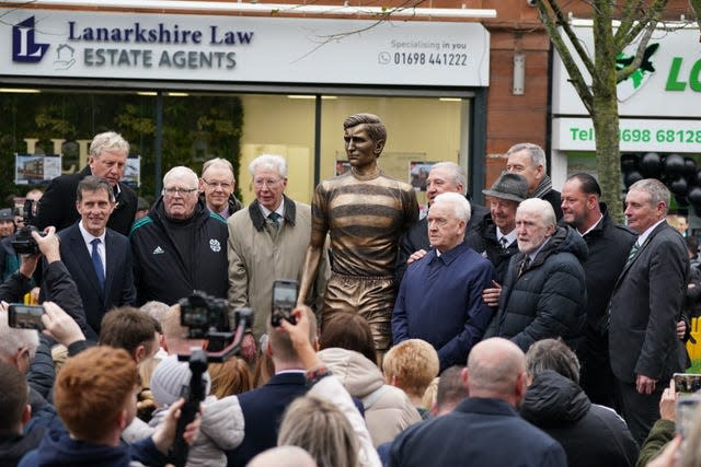 Billy McNeill statue