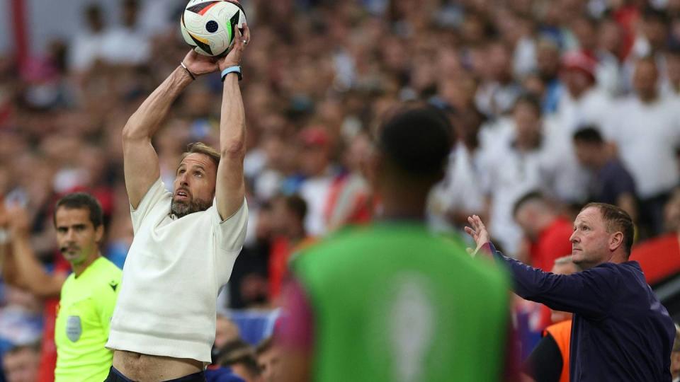 England kämpft für Southgate: 