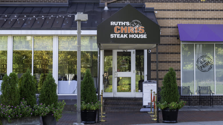 Ruth's Chris Steakhouse exterior