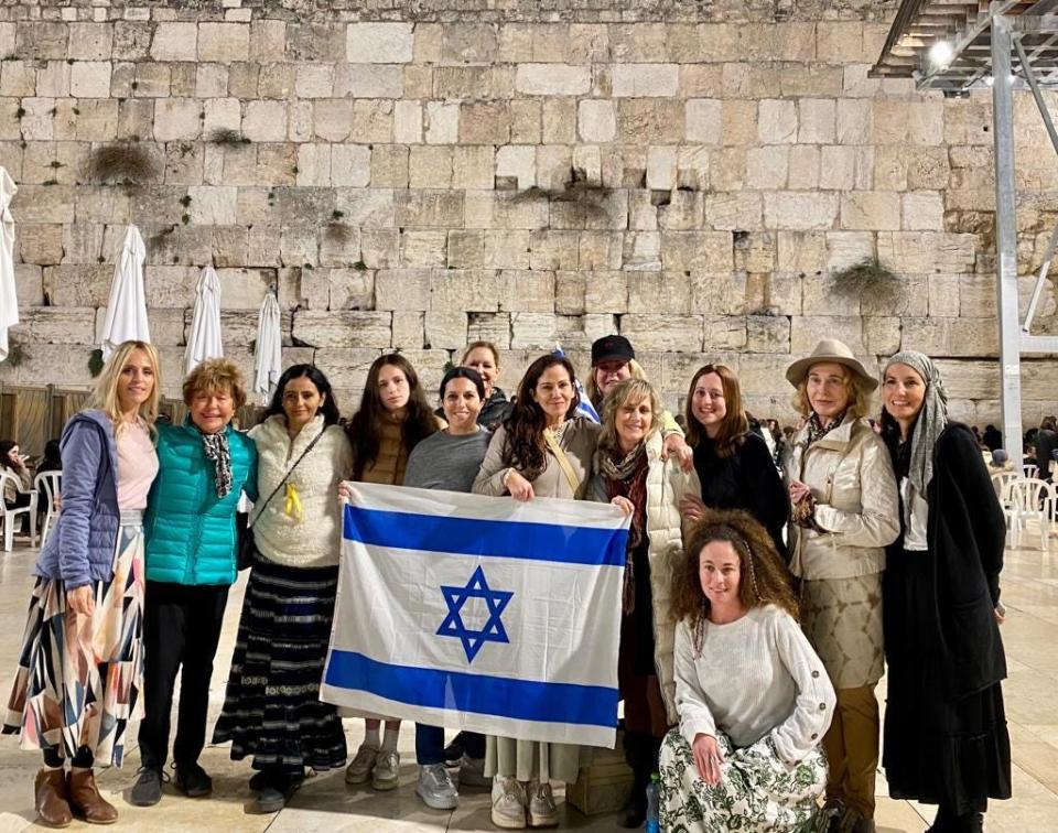 Palm Beach Synagogue closed its Women's Israel Mission with a trip to the Wailing Wall, a place of prayer and pilgrimage in Jerusalem that is sacred to the Jewish people.