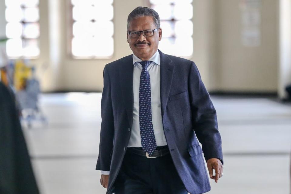 Tan Sri Mohamed Apandi Ali had previously defended his public statements from January 2016 that cleared Najib of any wrongdoing over SRC International and a RM2.6 billion donation as the AG then. — File picture by Firdaus Latif