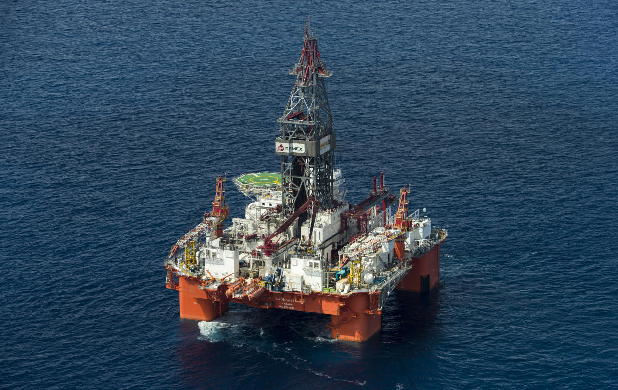 Aerial view of La Muralla IV exploration oil rig, in the Gulf of Mexico, Aug. 30, 2013. (Omar Torres/AFP via Getty Images)