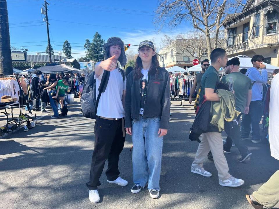 Ethan Putnam, left, and Elliott Correa. FIT CHECK: Correa is wearing a Red Rum Dog Pound hat, a Team-SESH jacket, Anchor Blue jeans and Converse shoes. Hanh Truong/htruong@sacbee.com