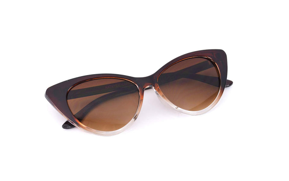 WearMe Pro Vintage-inspired Cat-eye Sunglasses