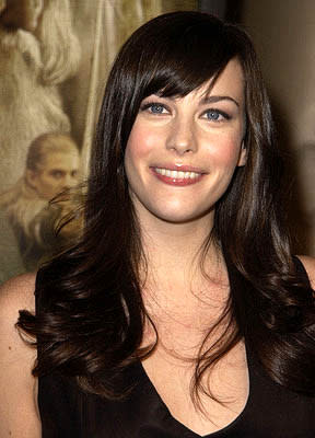 Liv Tyler at the Hollywood premiere of New Line's The Lord of The Rings: The Fellowship of The Ring