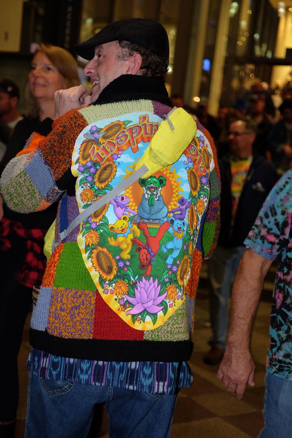 Here’s What Everyone Wore to see Dead & Company on Halloween