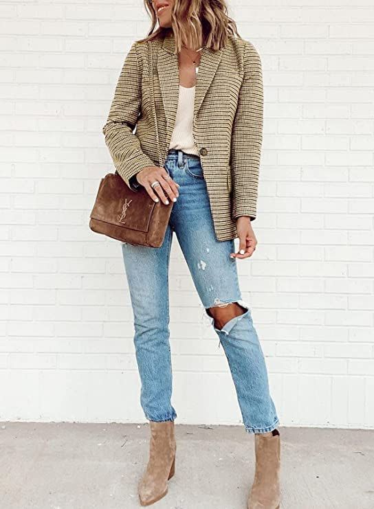 9 cozy and comfy sweaters to wear to Thanksgiving dinner this year