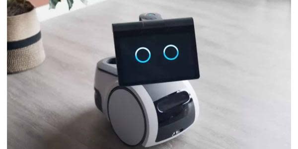 Amazon Astro, el robot doméstico con Alexa incluida