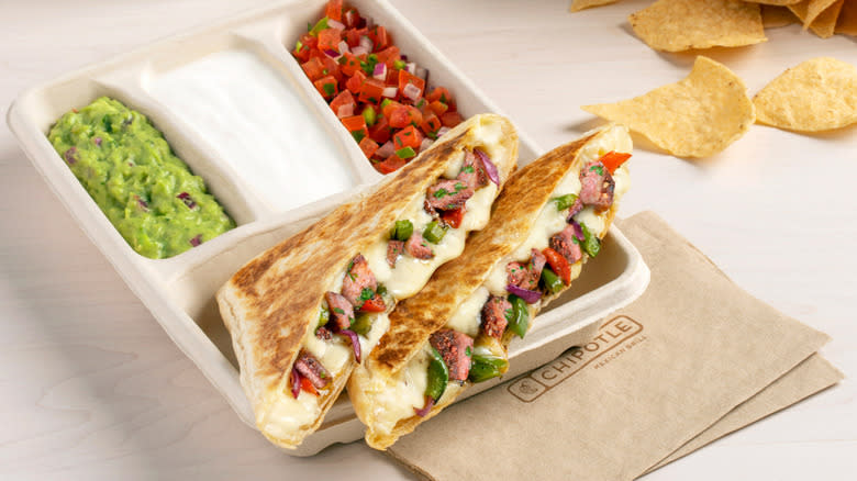 Chipotle carne asada quesadilla