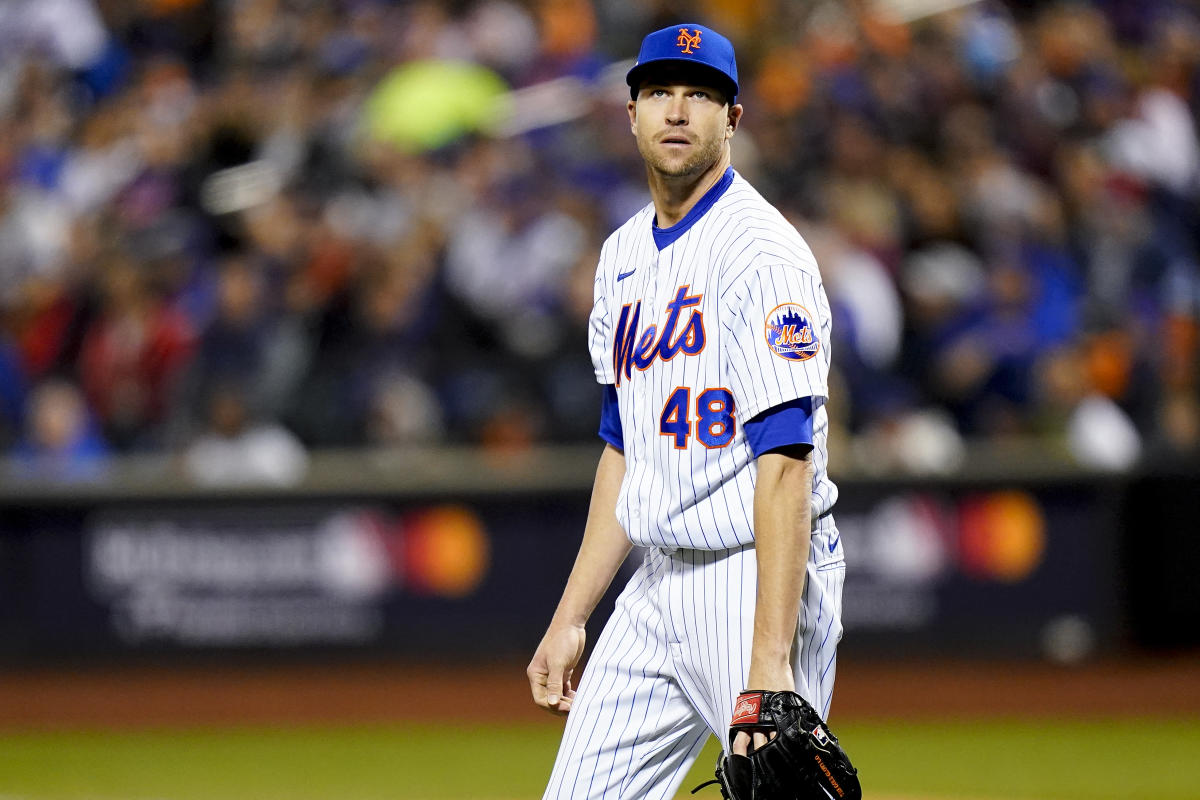 After quick playoff exit, 101-win Mets eye busy offseason