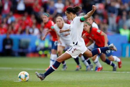 Women's World Cup - Group F - United States v Chile