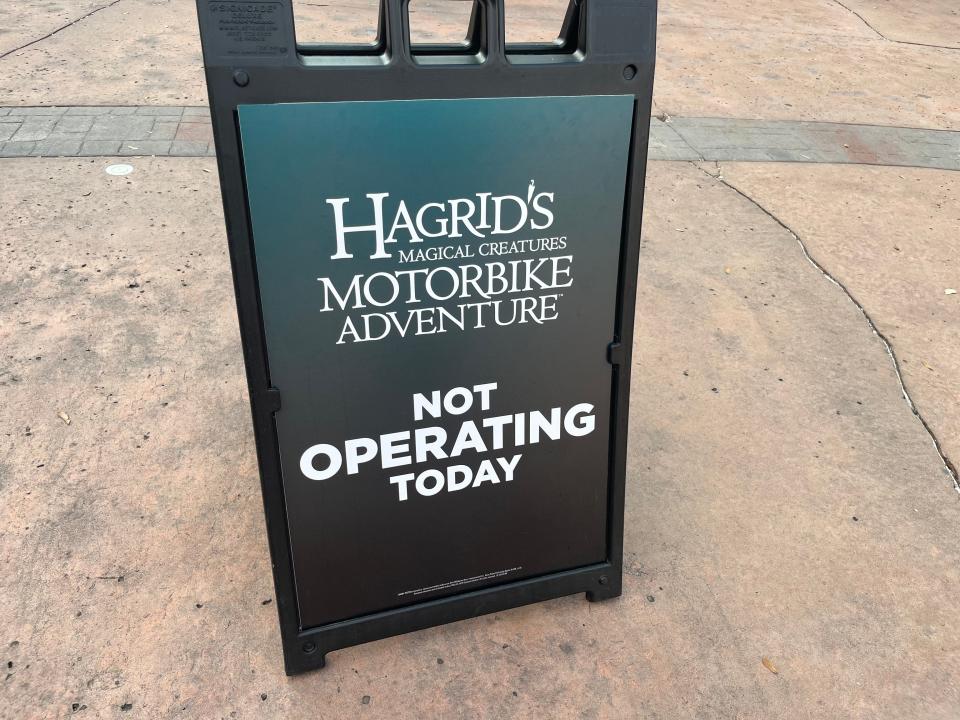 temporarily closed sign for the hagrid roller coaster at universal