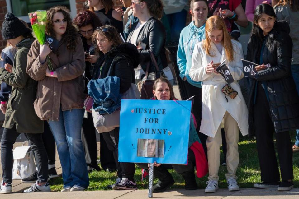 Members of the public outside the Fairfax county courthouse prior to the start of Depp v Heard.