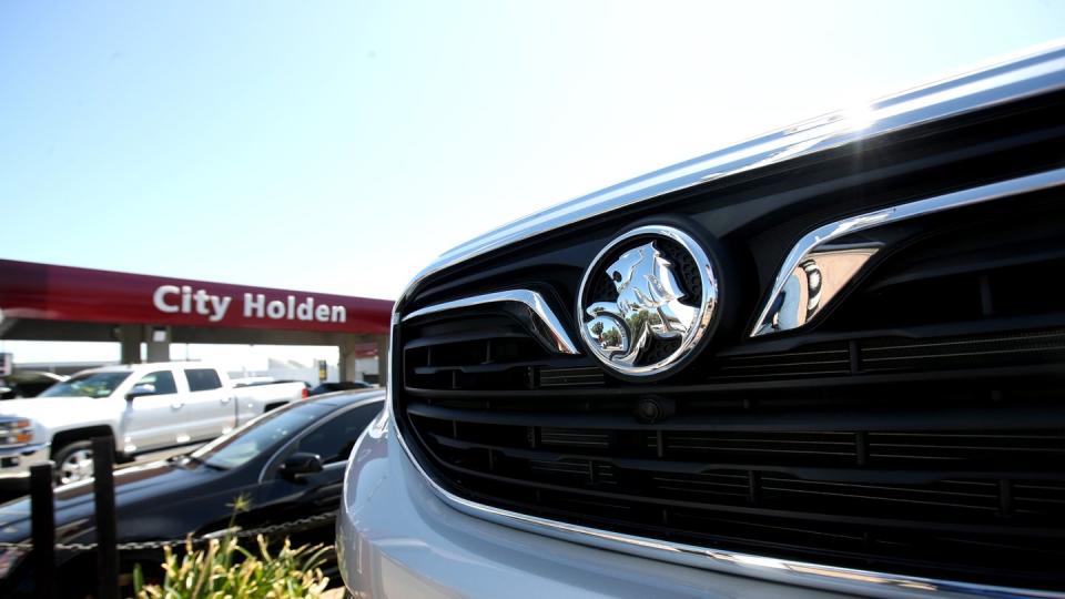 Autos der Marke Holden stehen bei einem Autohändler in Adelaide. Die australische Automarke Holden gehört zum US-Konzern General Motors (GM).