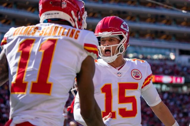 49ers-Chiefs: Hardman romps to 3 TDs as Chiefs rout Niners