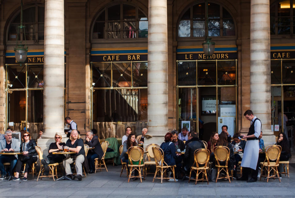 People at an outdoor café