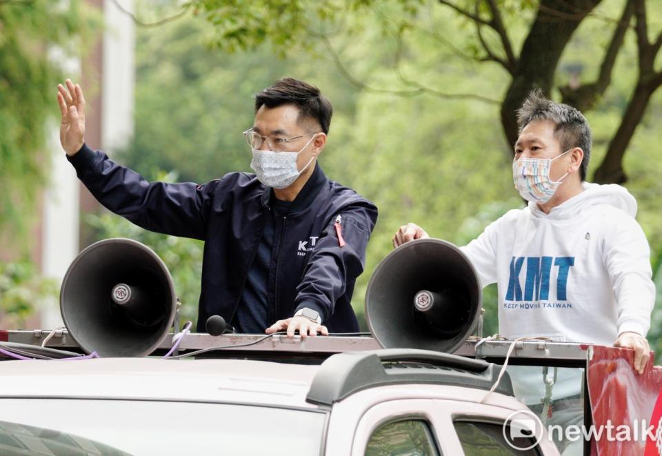 國民黨主席江啟臣（左）和國民黨公投推動小組執行長林為洲（右）。   圖：張良一/攝