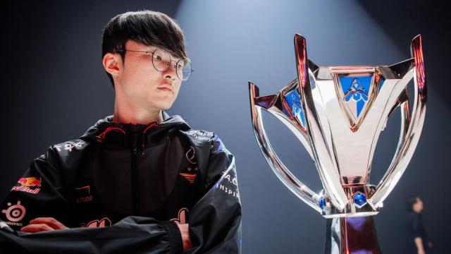 Esports superstar Faker's team wins trophy at the League of Legends World  Championship