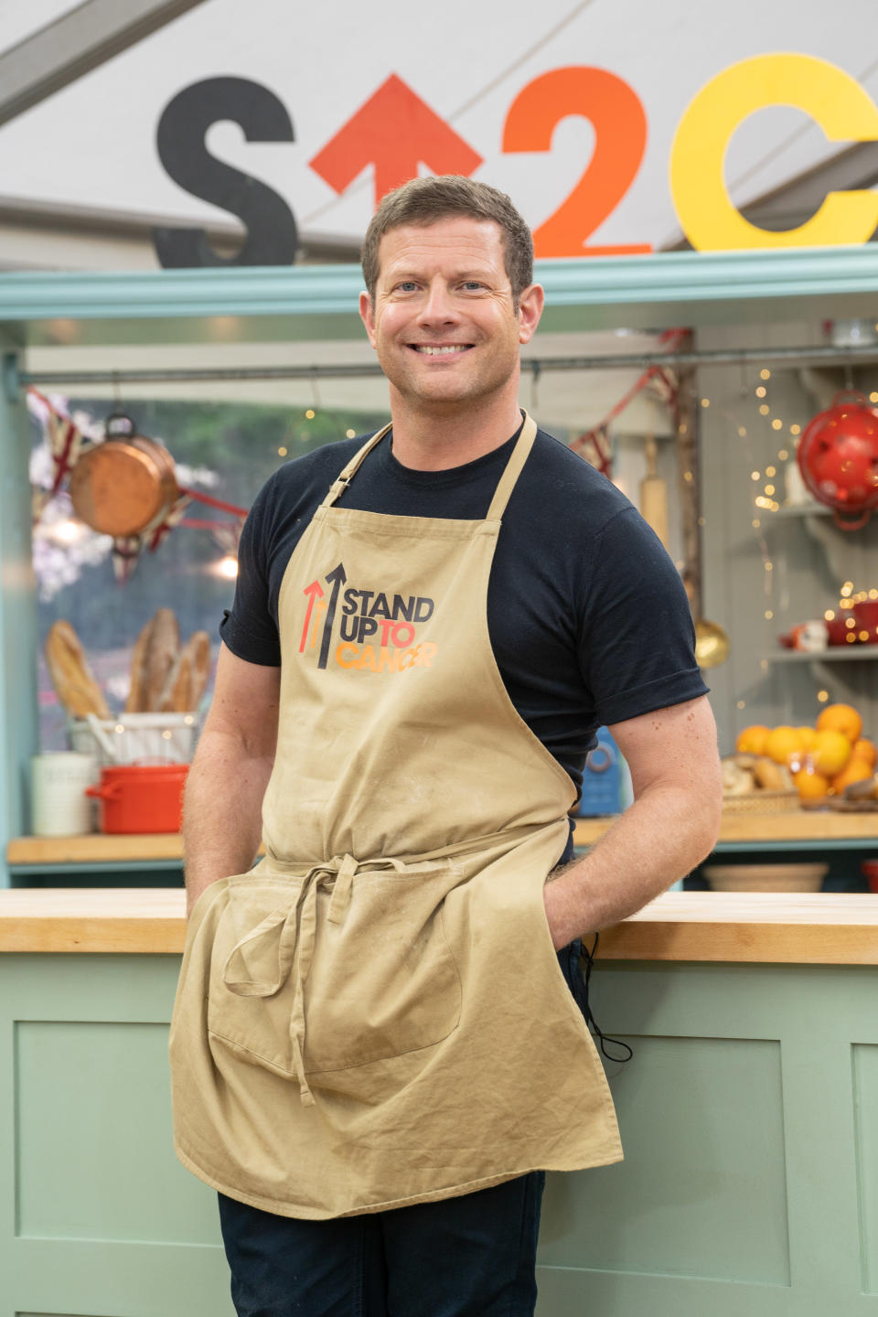 SU2C - Celebrity Bake Off for Dermot OLeary.