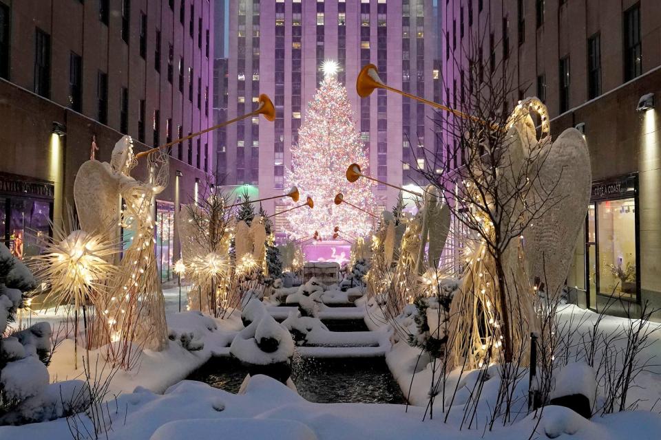 Incredible Photos from the Overnight Snowstorm That Hit the East Coast