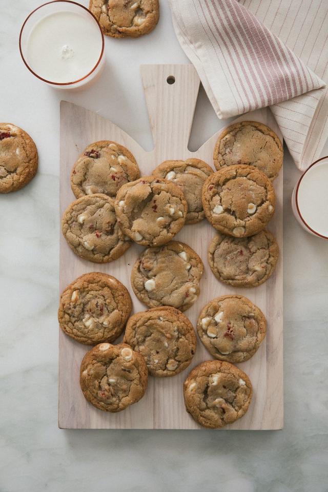 Edible Chocolate Chip Cookie Dough l A Farmgirl's Dabbles