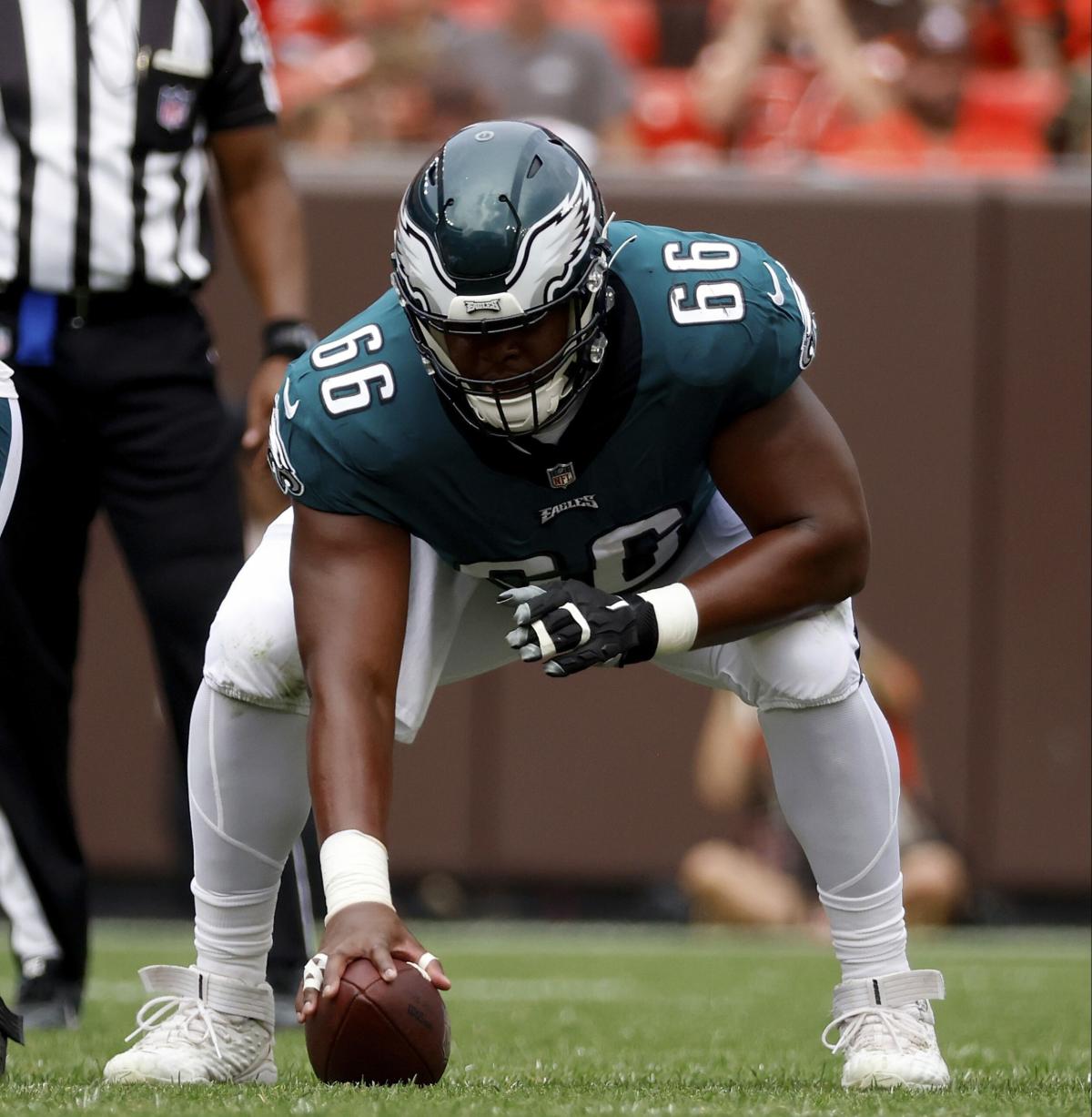 Eagles signing Cameron Tom to the practice squad