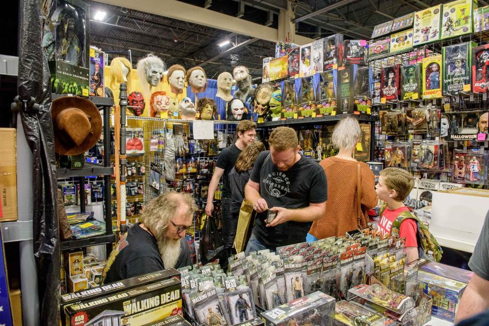 Motor City Comic Con is headed back to Suburban Collection Showplace in Novi this weekend, May 17-19, 2024.