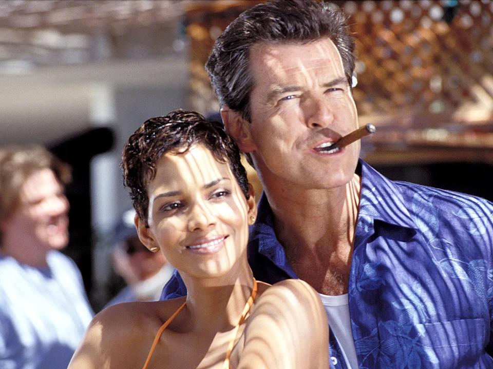 halle berry and pierce brosnan in die another day