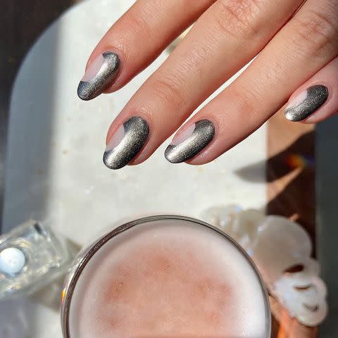 <p><a href="https://www.instagram.com/paintboxnails/" data-component="link" data-source="inlineLink" data-type="externalLink" data-ordinal="1">@paintboxnails</a></p>