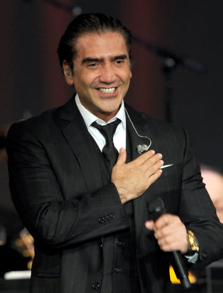 No se me hace facil alejandro fernandez video music