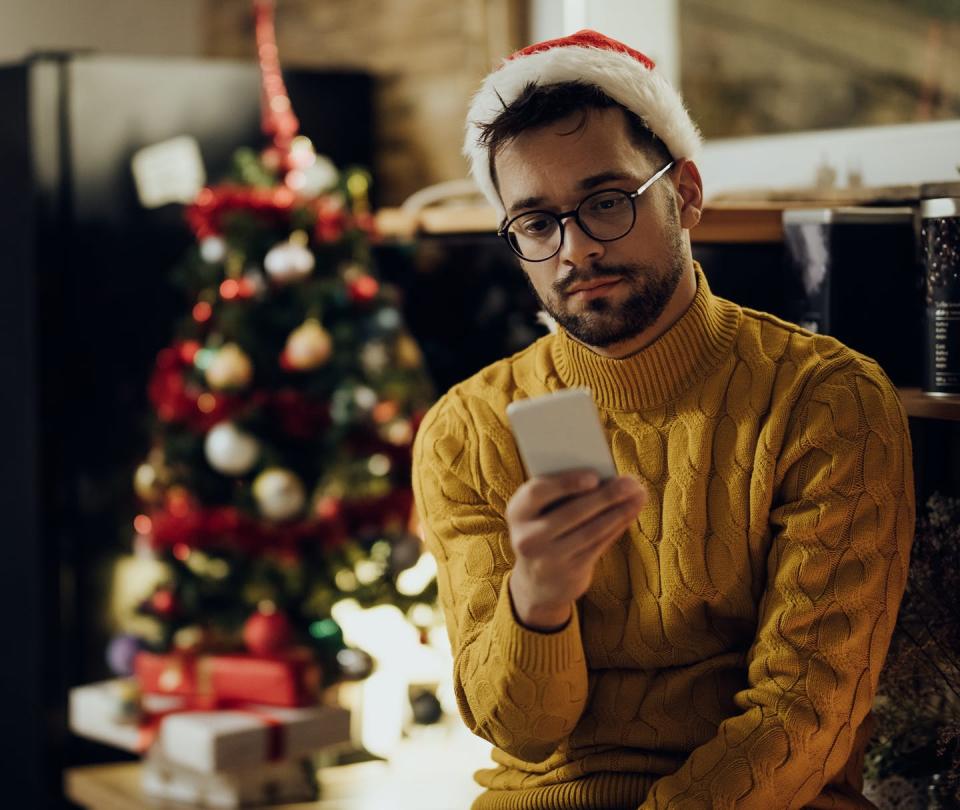 <span class="caption">People who already experience social barriers and poorer mental health status are especially vulnerable during a socially distant holiday season.</span> <span class="attribution"><span class="source">(Shutterstock)</span></span>