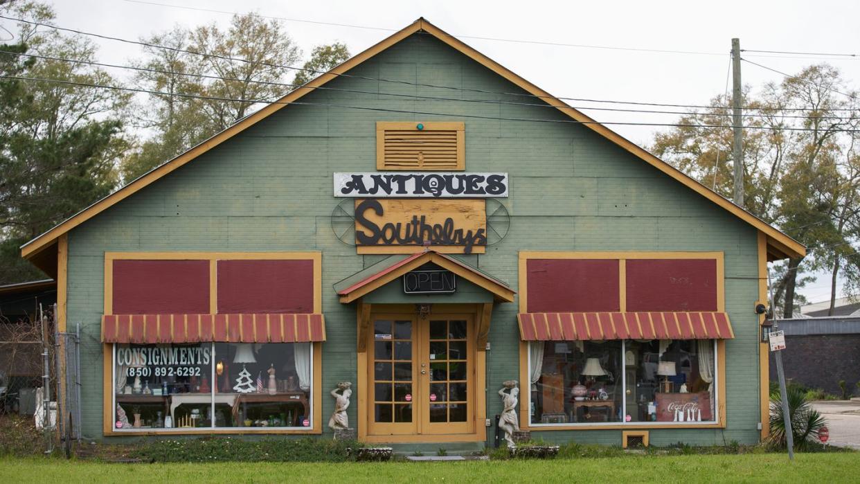 southebys antiques gallery defuniak springs fl usa