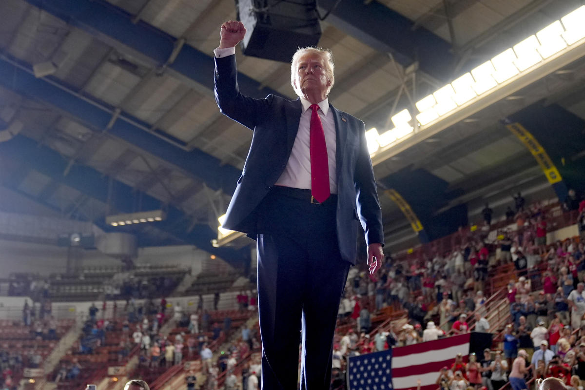 Trump and Vance return to Georgia days after a Harris event in the same arena