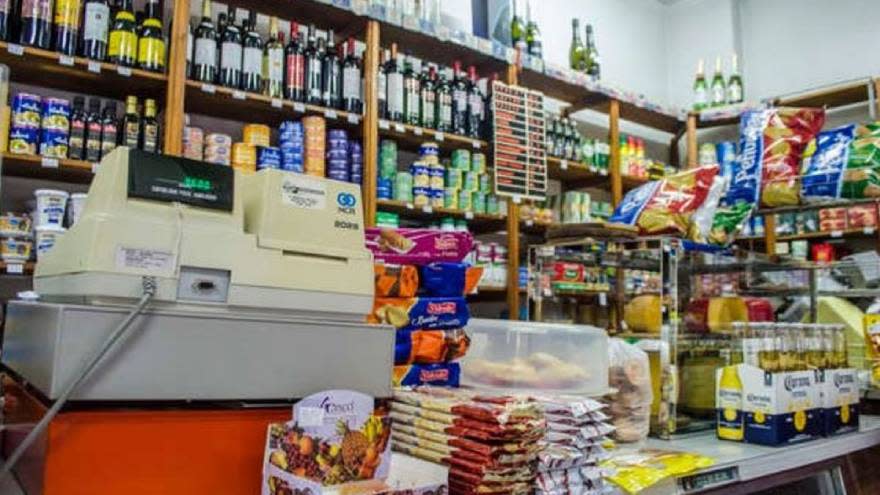 Almacenes y supermercados comenzaron a bajar los precios